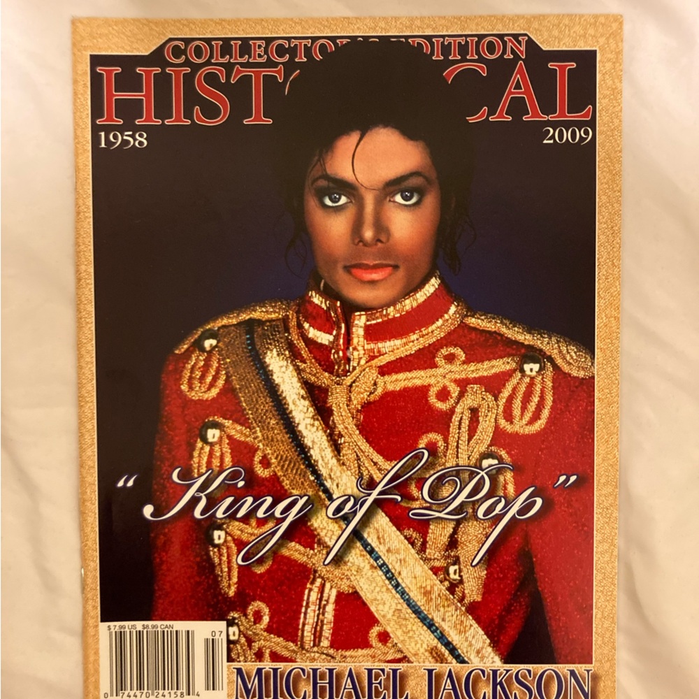 Michael Jackson 'King of Pop' Collectible Cover - Red & Gold Magazine